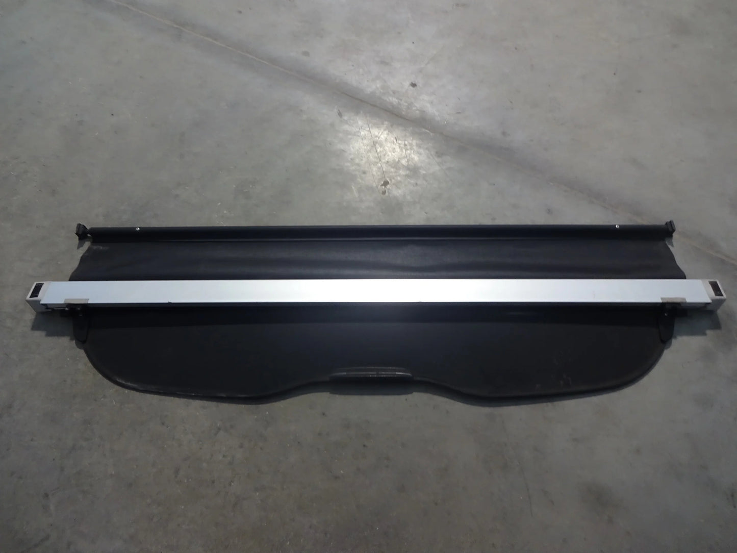 2012 Grey OEM (Good) Forester Cover Cargo Retractable Rear Pre-Owned Subaru